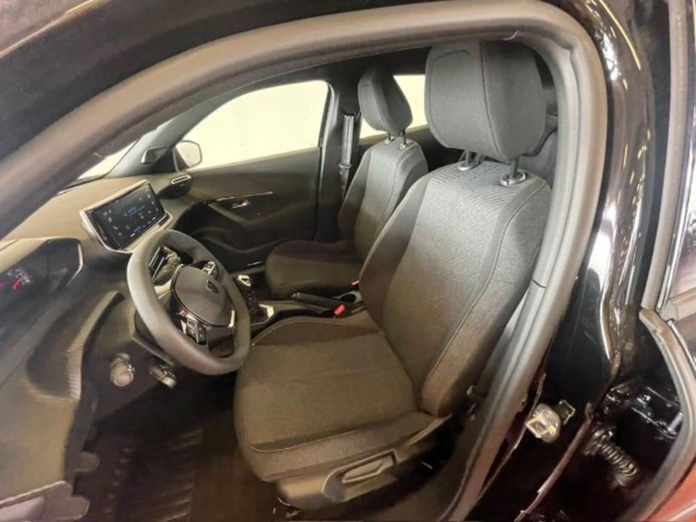 Peugeot 2008 nuova a Torino (13)