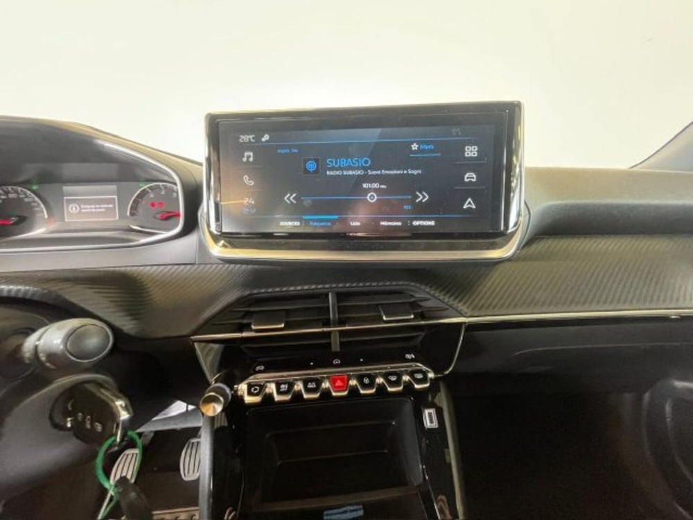 Peugeot 2008 nuova a Torino (17)