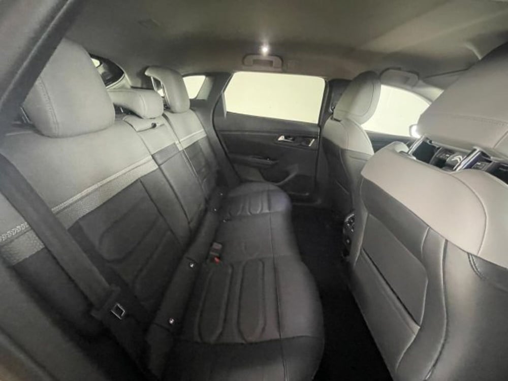 Citroen C5 X nuova a Torino (16)