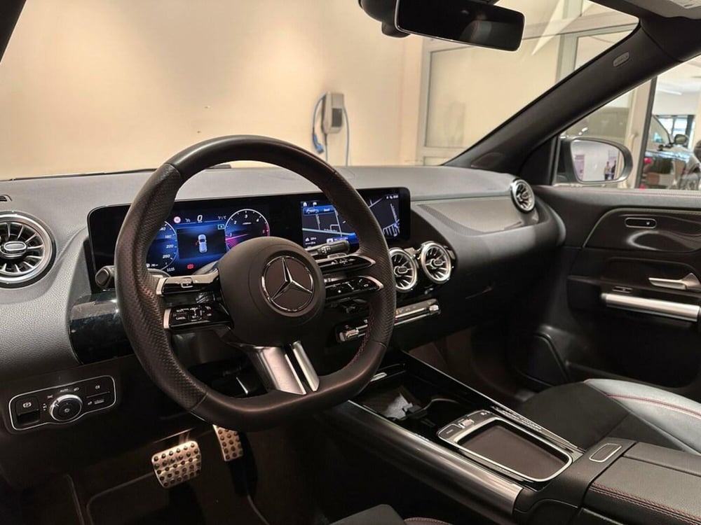 Mercedes-Benz GLA SUV usata a Varese (11)
