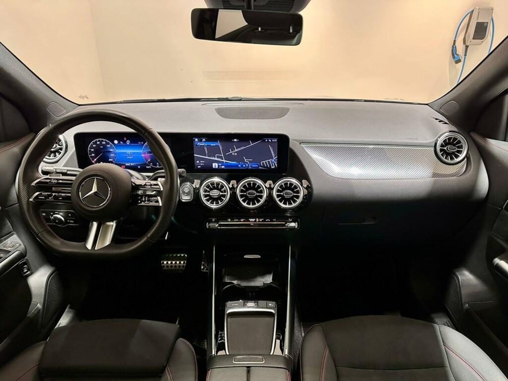 Mercedes-Benz GLA SUV usata a Varese (4)