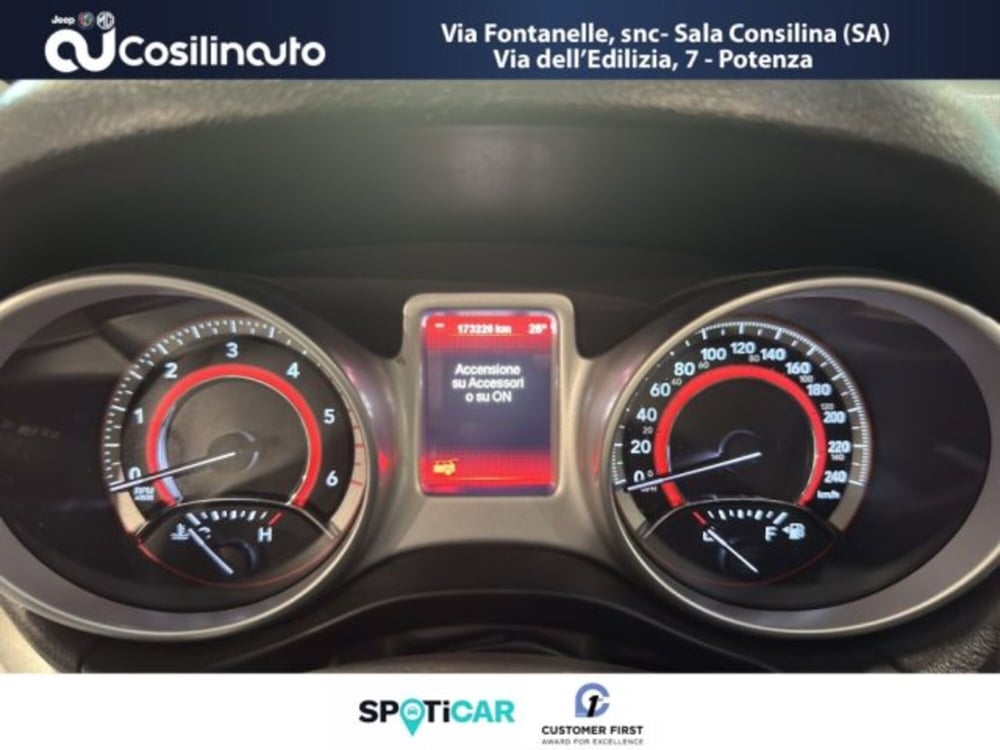 Fiat Freemont usata a Salerno (13)