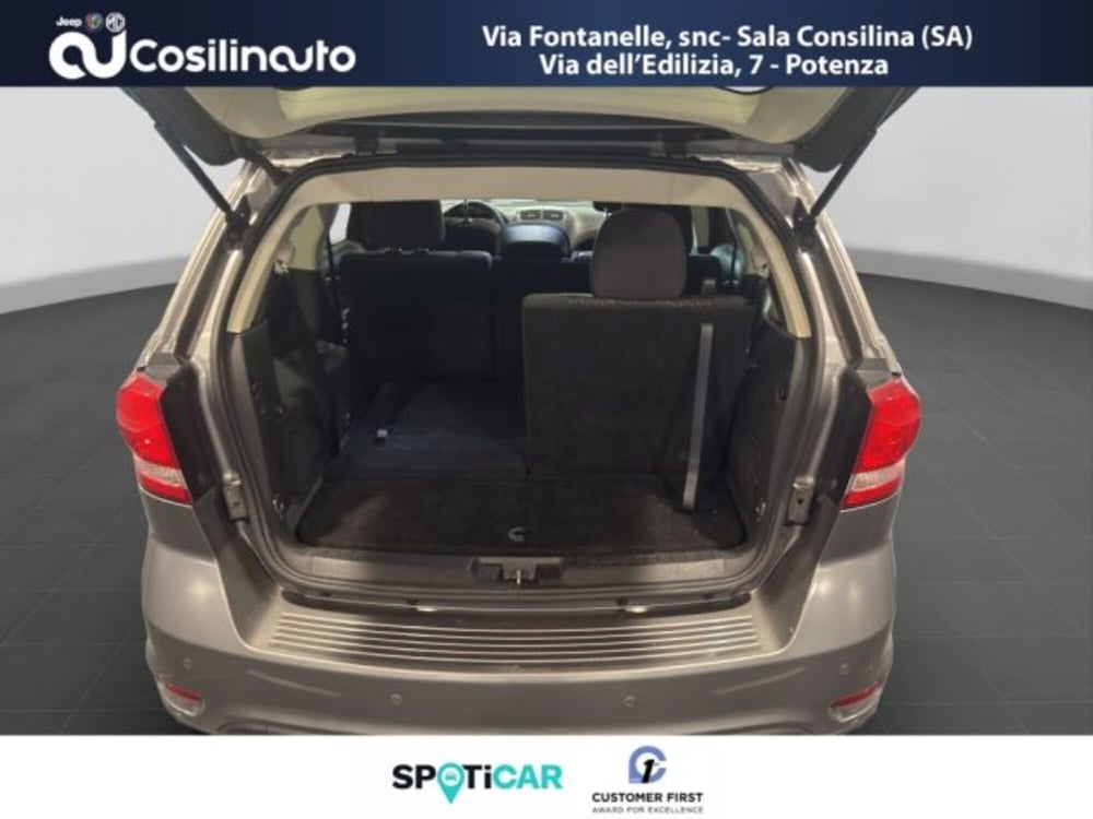 Fiat Freemont usata a Salerno (16)