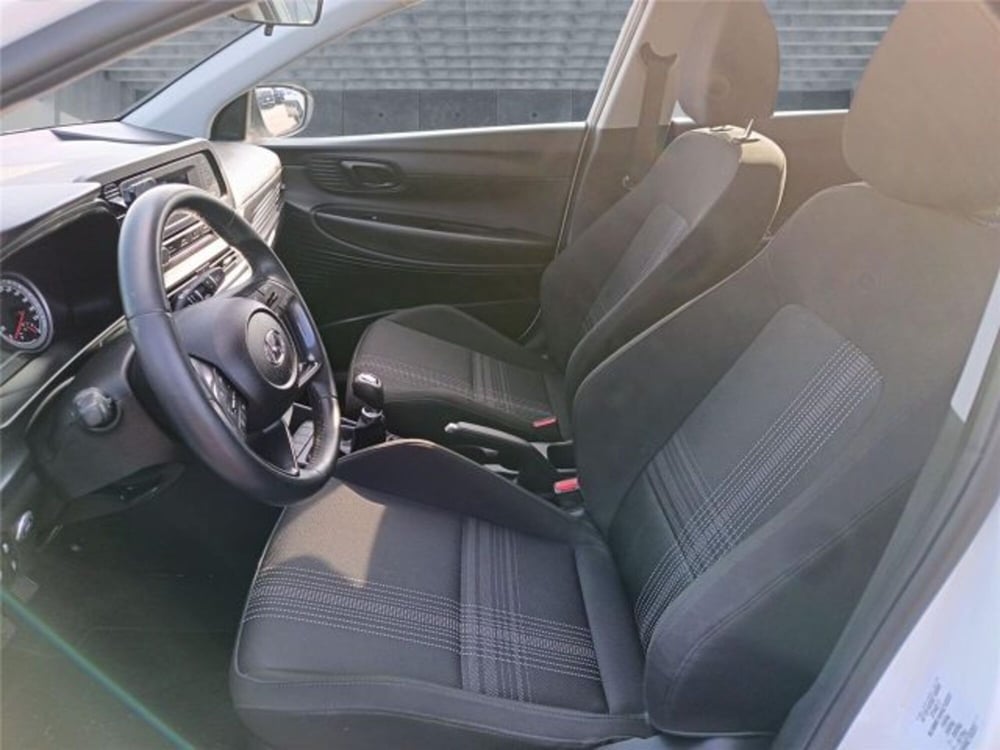 Hyundai Bayon usata a Bari (10)
