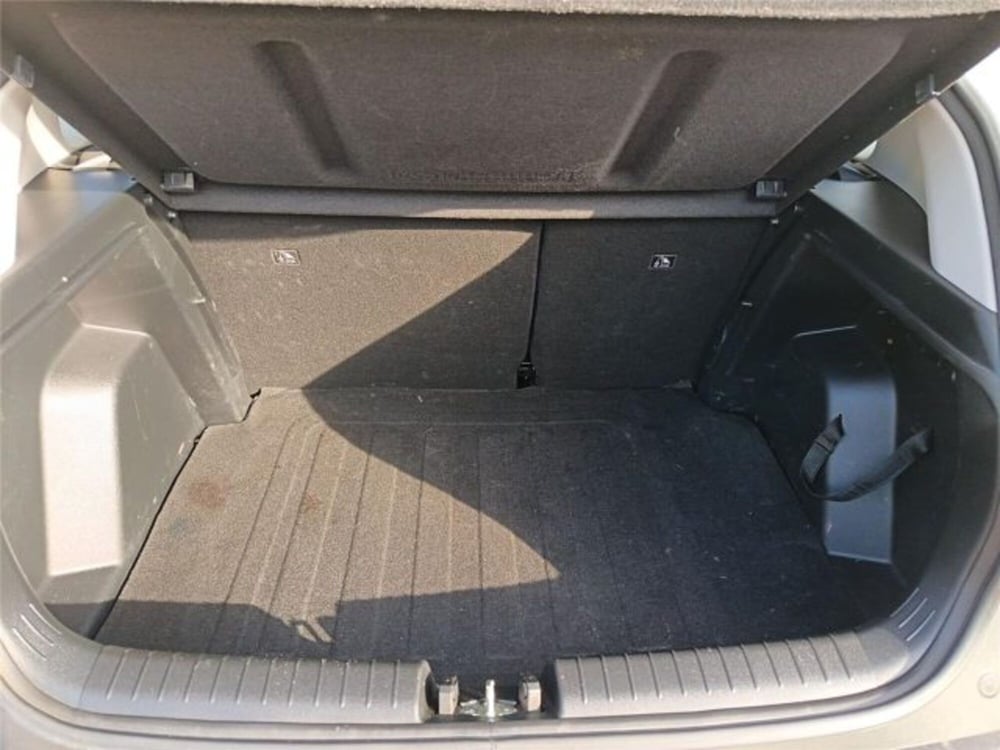 Hyundai Bayon usata a Bari (19)