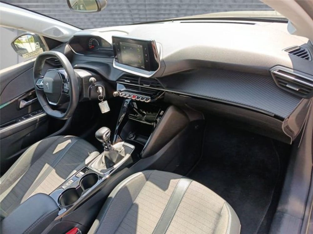 Peugeot 208 usata a Bari (12)