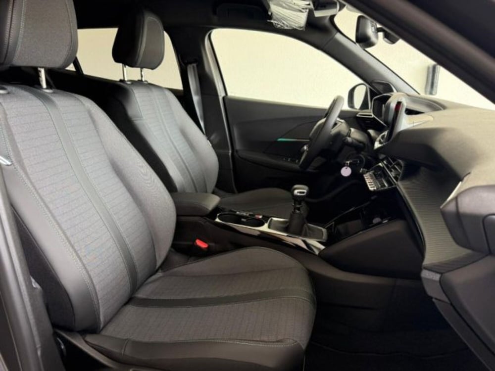 Peugeot 2008 nuova a Trapani (11)