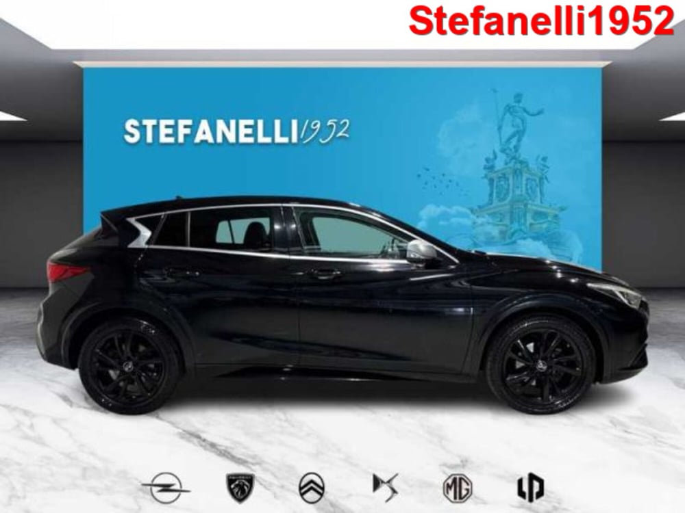 Infiniti Q30 usata a Bologna (3)