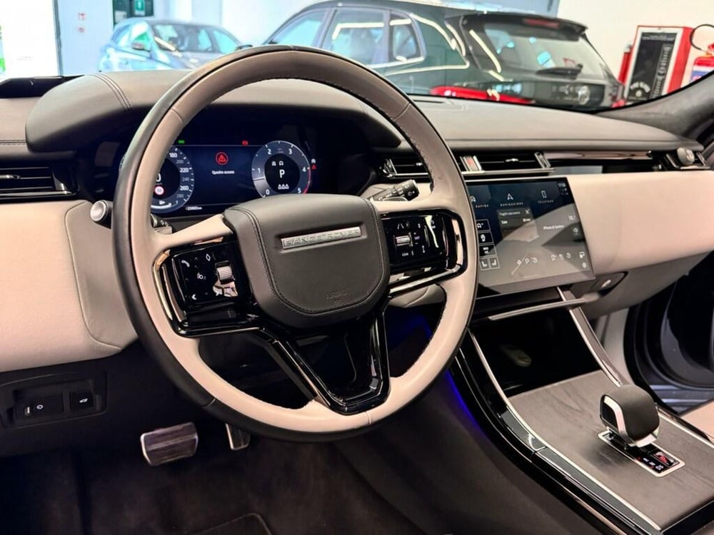 Land Rover Range Rover Velar usata a Varese (10)