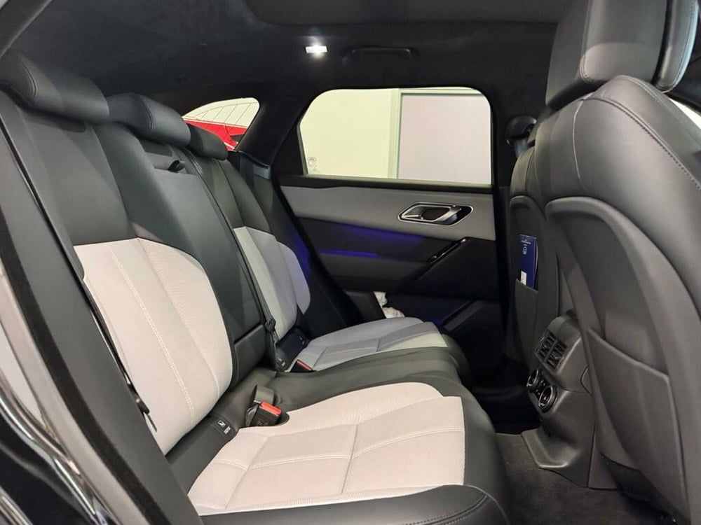 Land Rover Range Rover Velar usata a Varese (5)