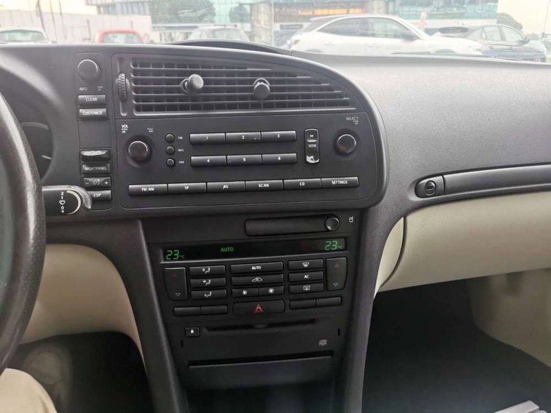 Saab 9-3 Cabrio usata a Treviso (12)