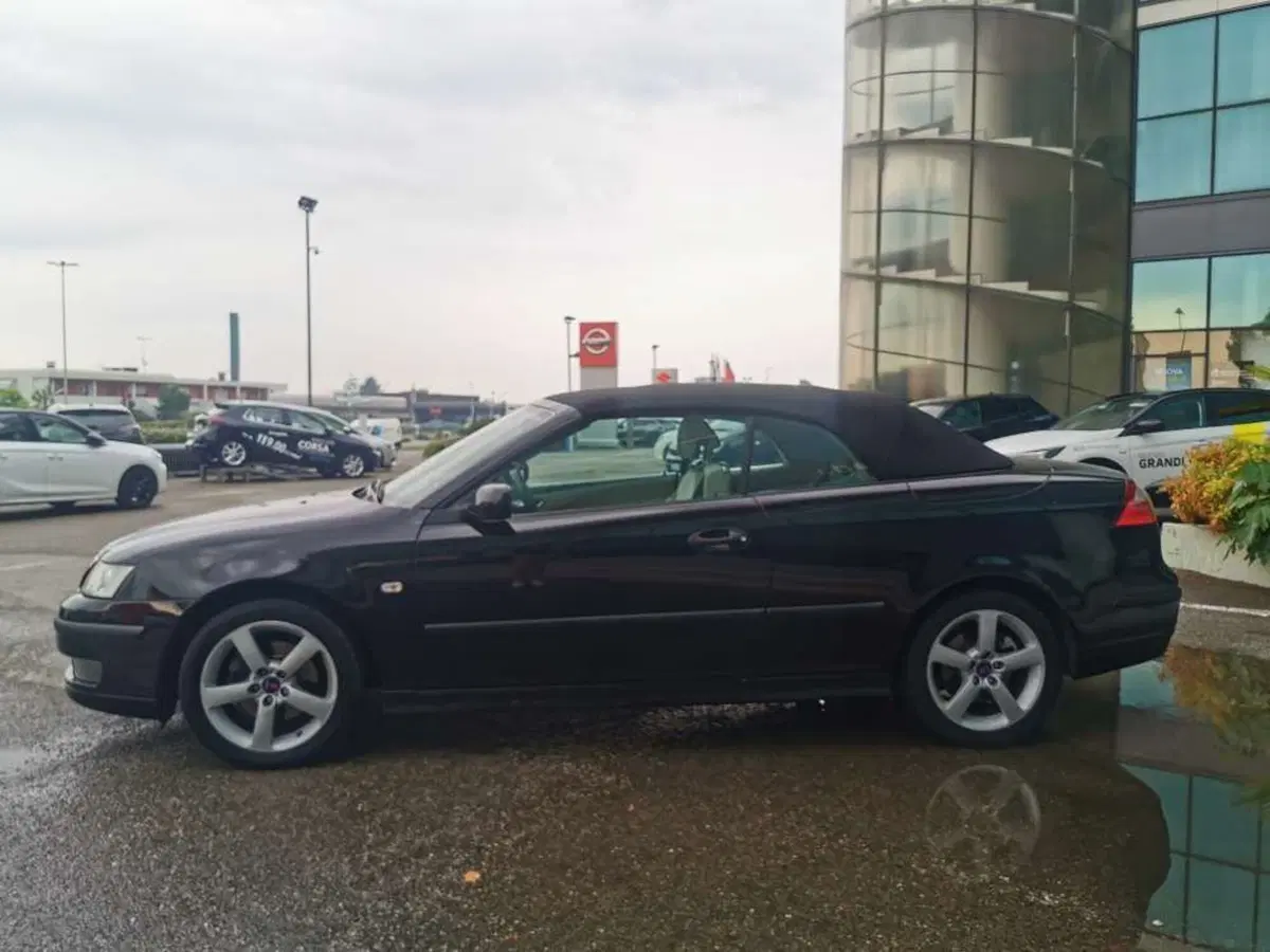 Saab 9-3 Cabrio usata a Treviso (4)