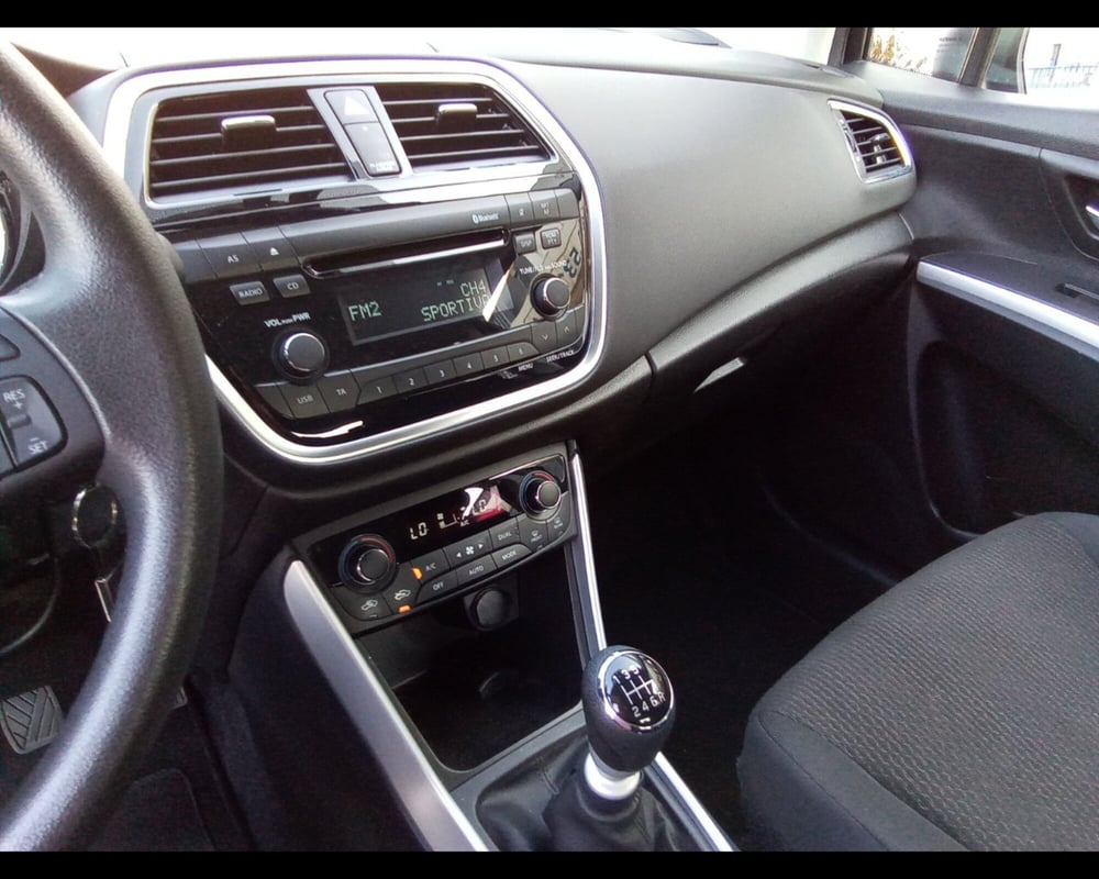 Suzuki S-Cross usata a Treviso (16)