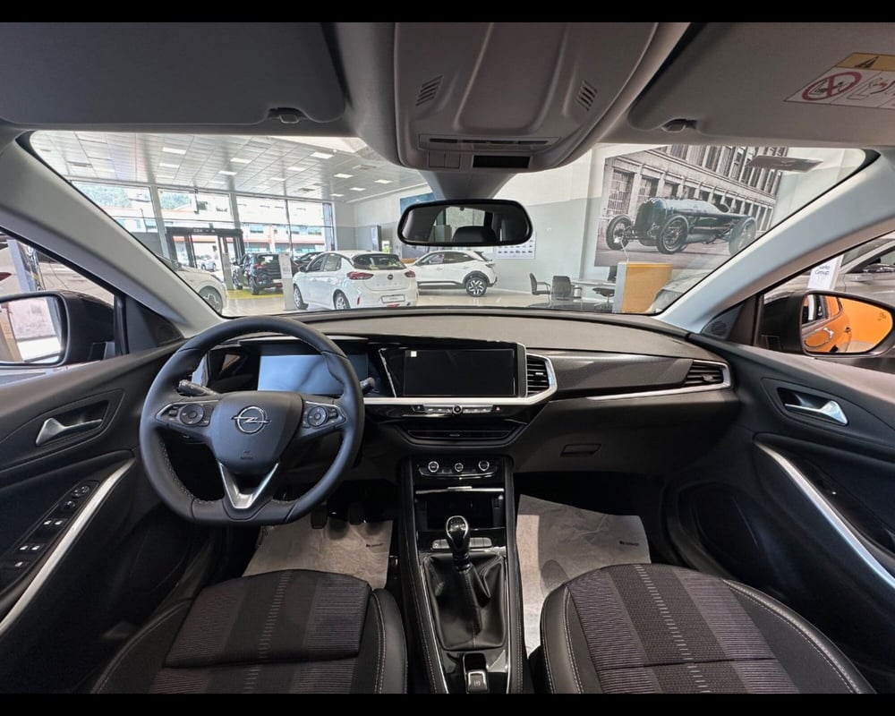Opel Grandland nuova a Treviso (15)