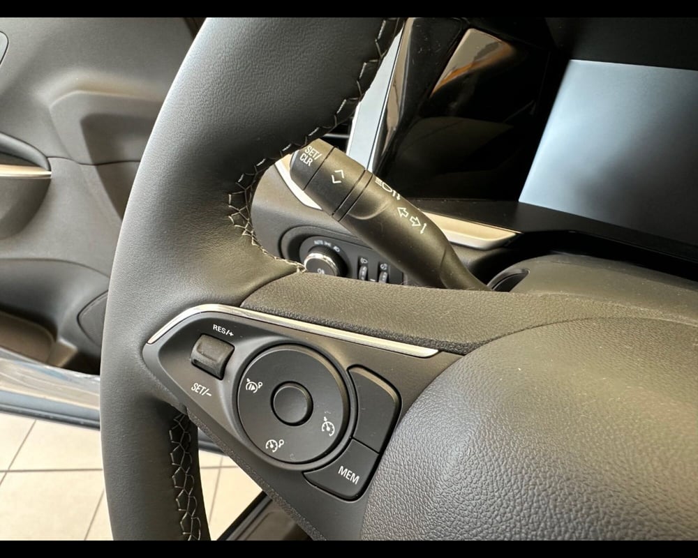 Opel Grandland nuova a Treviso (16)