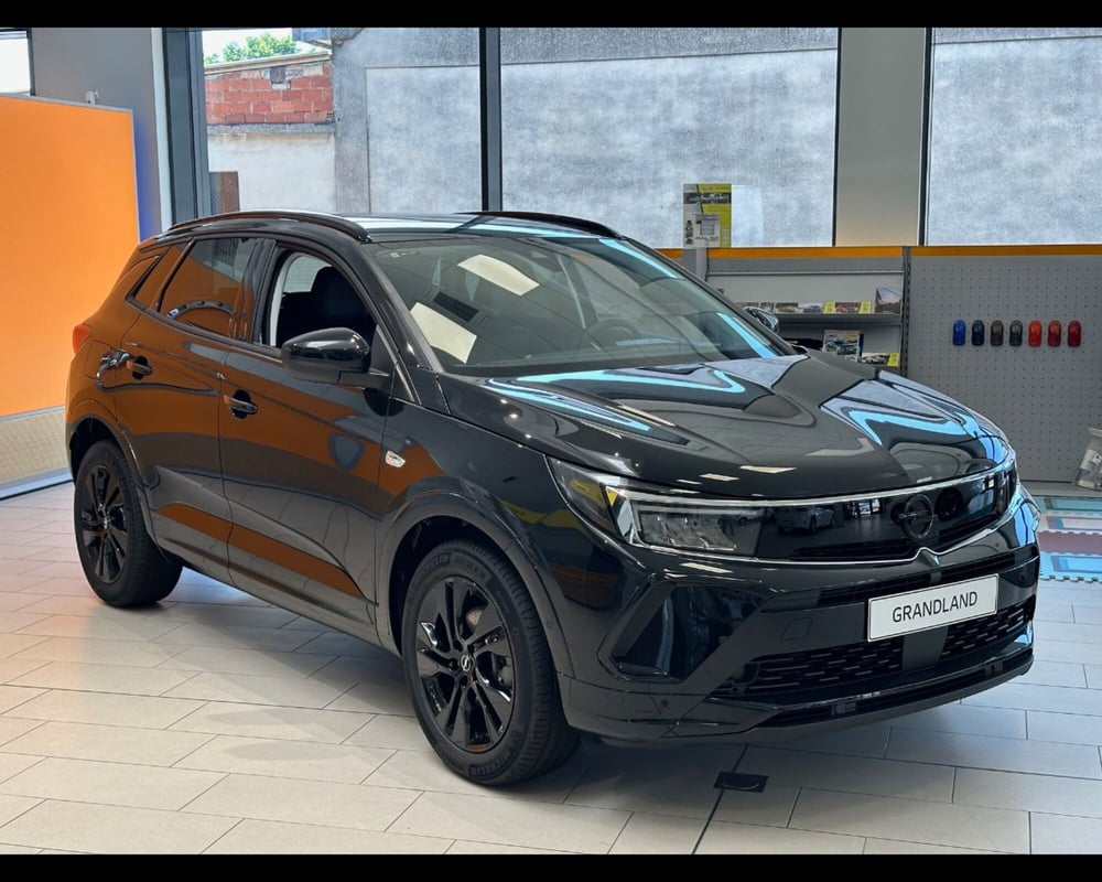 Opel Grandland nuova a Treviso (5)