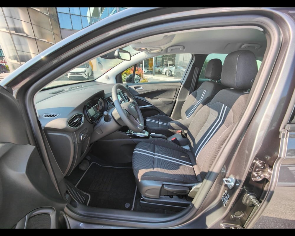 Opel Crossland nuova a Treviso (12)