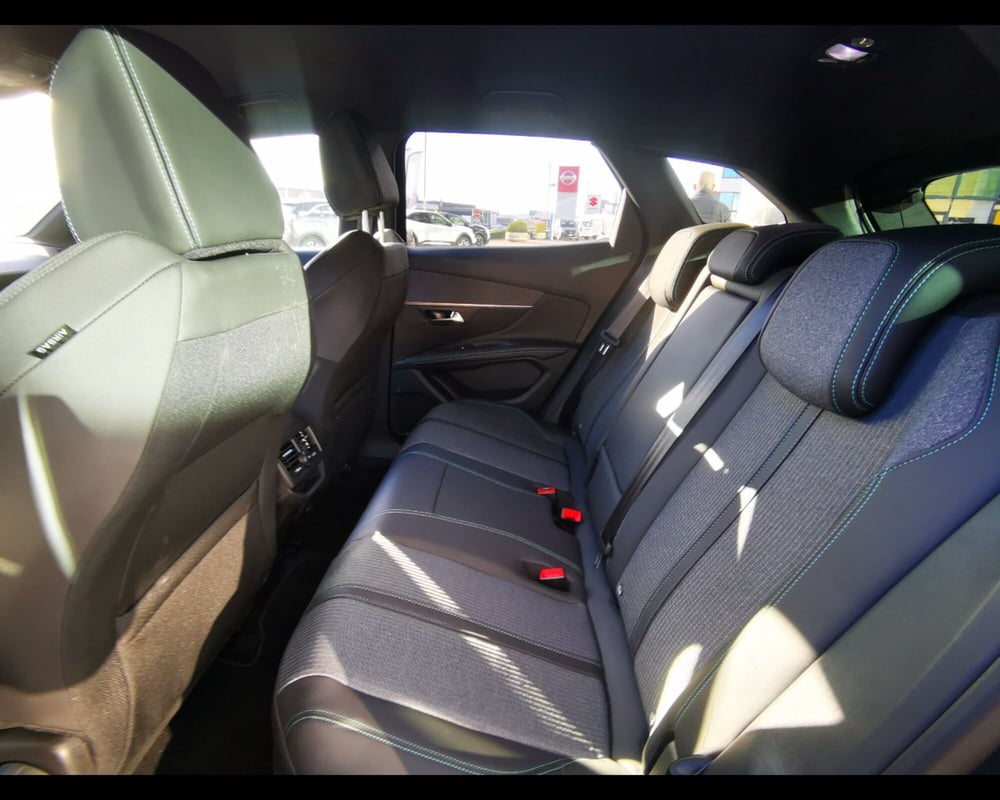 Peugeot 3008 nuova a Treviso (19)