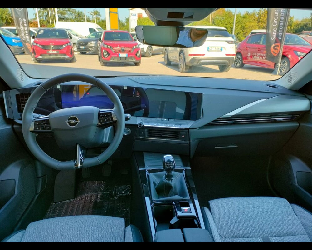 Opel Astra nuova a Treviso (16)