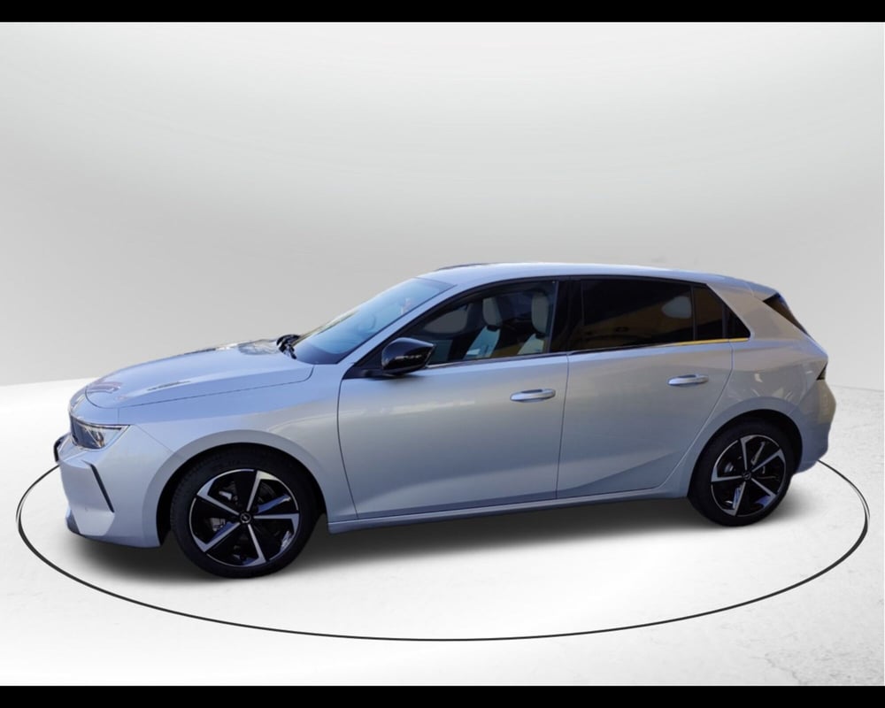 Opel Astra nuova a Treviso (3)