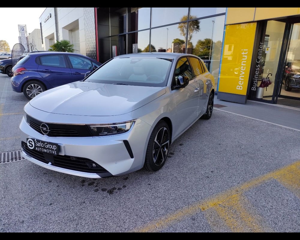 Opel Astra nuova a Treviso (8)