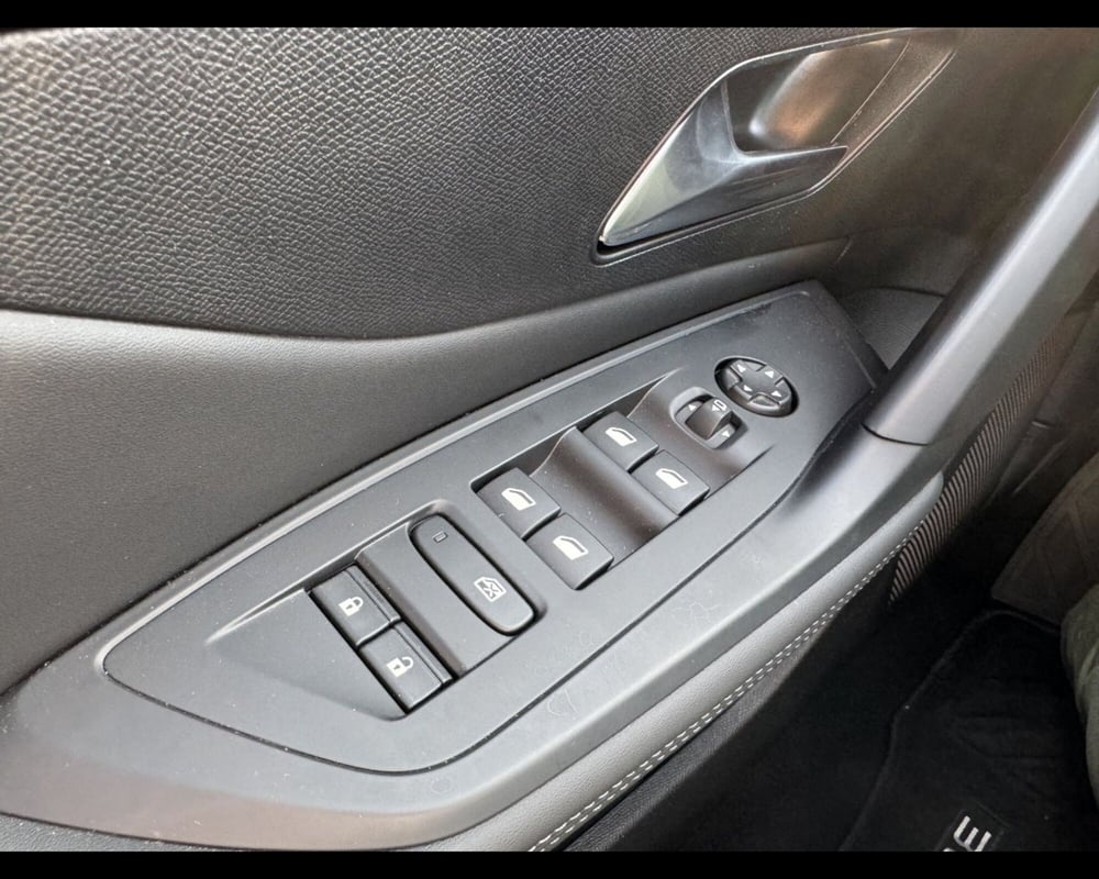 Peugeot 308 usata a Treviso (7)