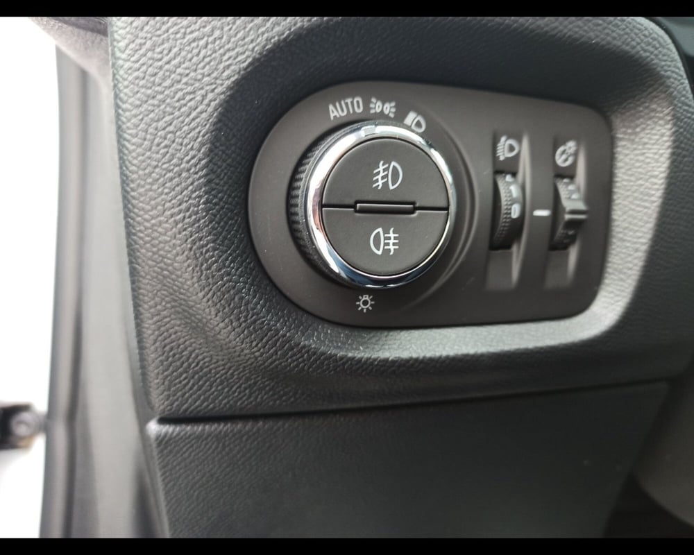 Opel Corsa nuova a Treviso (10)