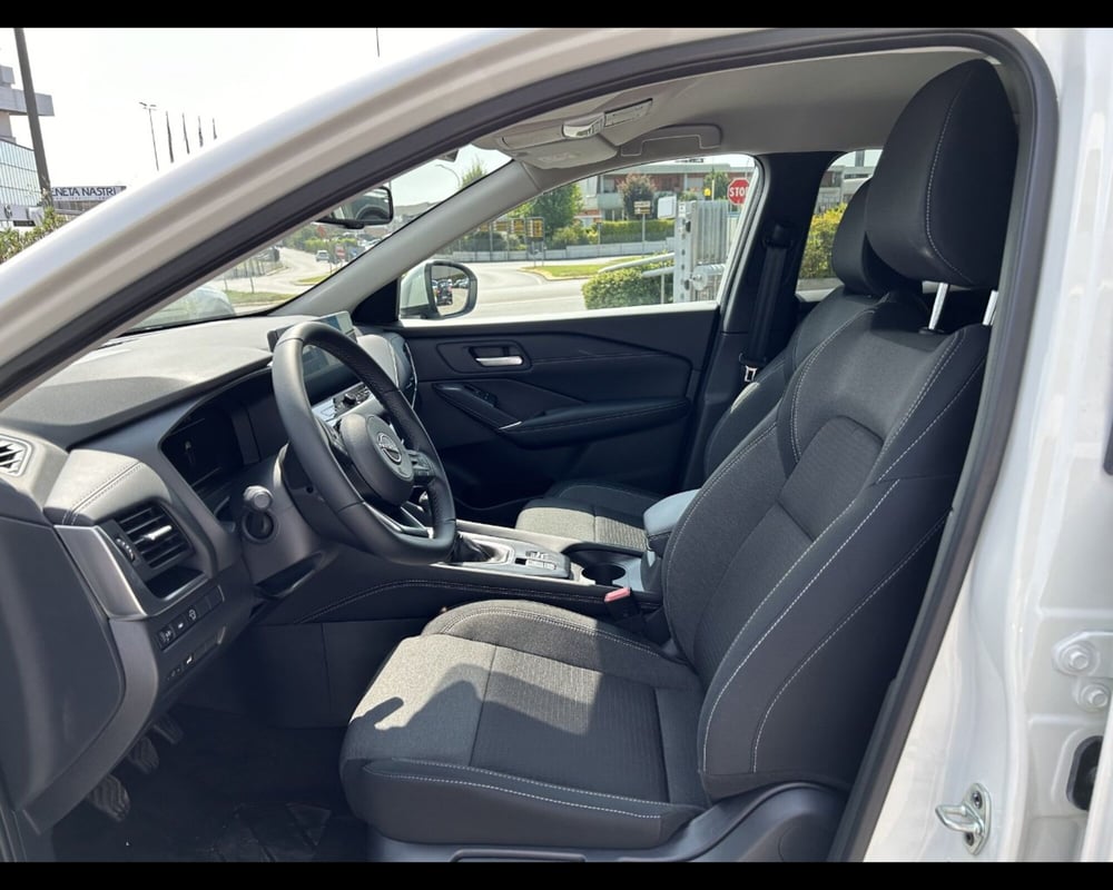 Nissan Qashqai nuova a Treviso (11)