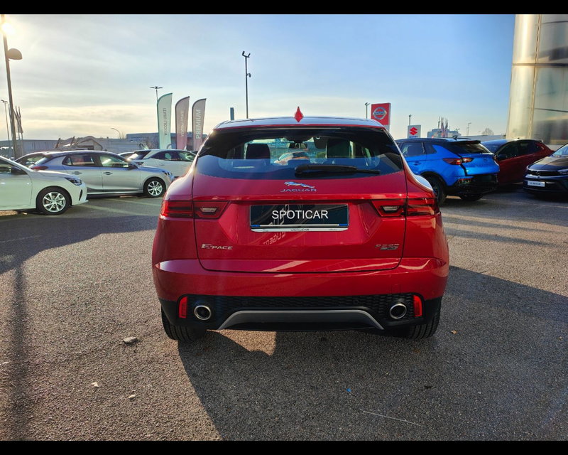 Jaguar E-Pace usata a Treviso (11)