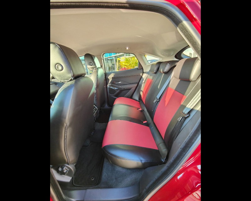 Jaguar E-Pace usata a Treviso (16)