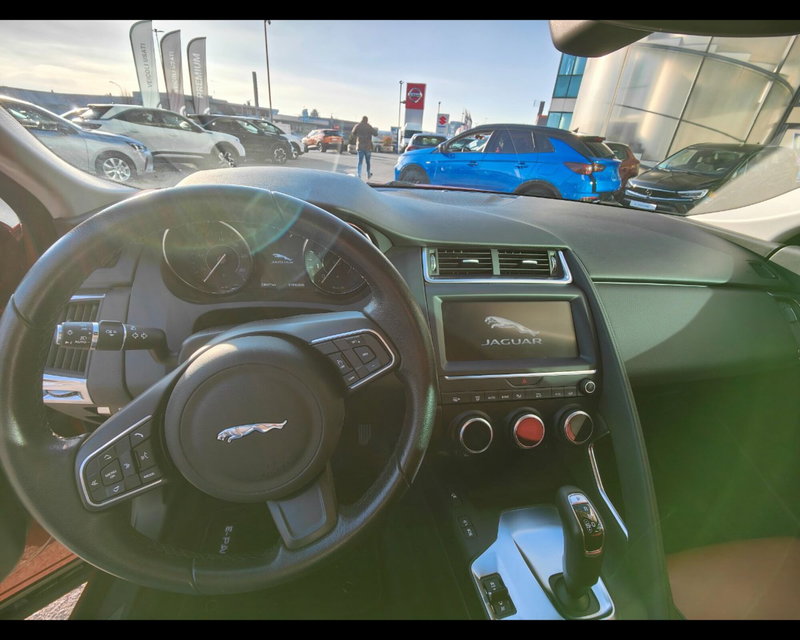 Jaguar E-Pace usata a Treviso (20)