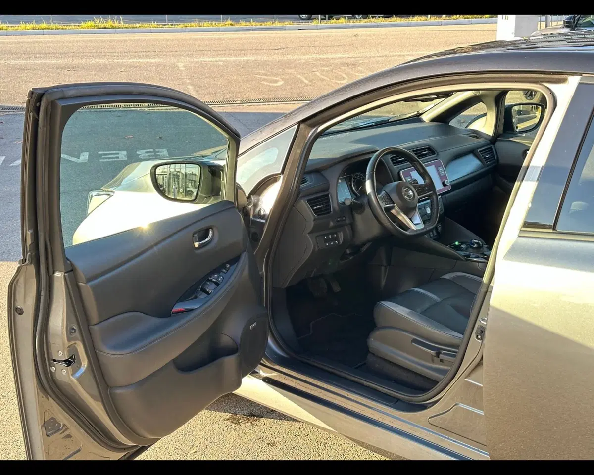 Nissan Leaf usata a Treviso (14)