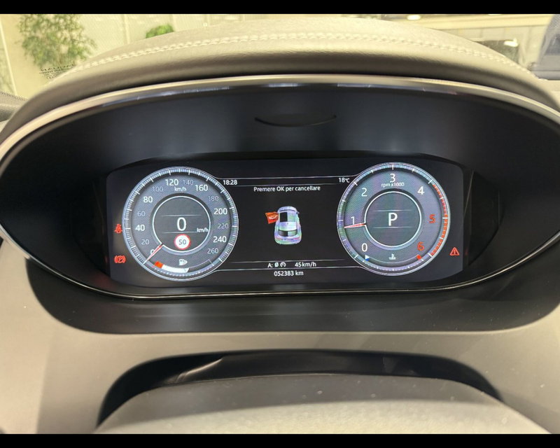 Jaguar E-Pace usata a Treviso (6)