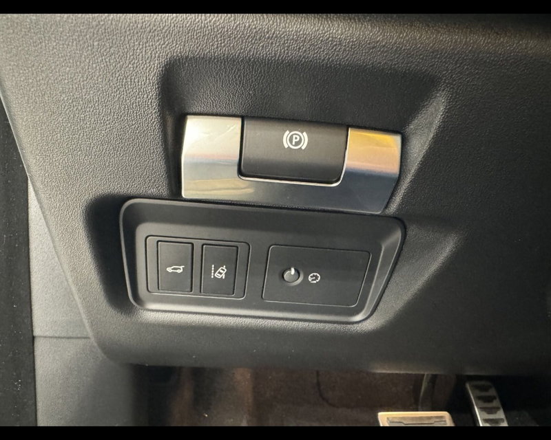 Jaguar E-Pace usata a Treviso (7)