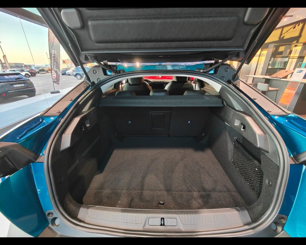 Peugeot 408 nuova a Treviso (16)