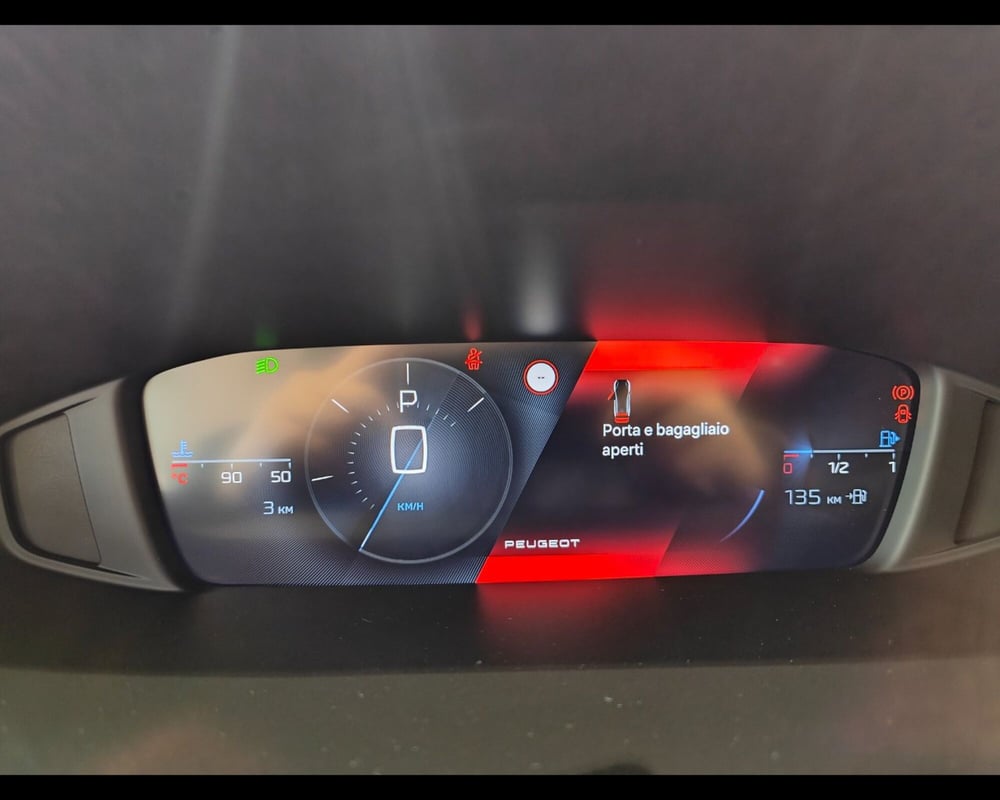 Peugeot 408 nuova a Treviso (19)