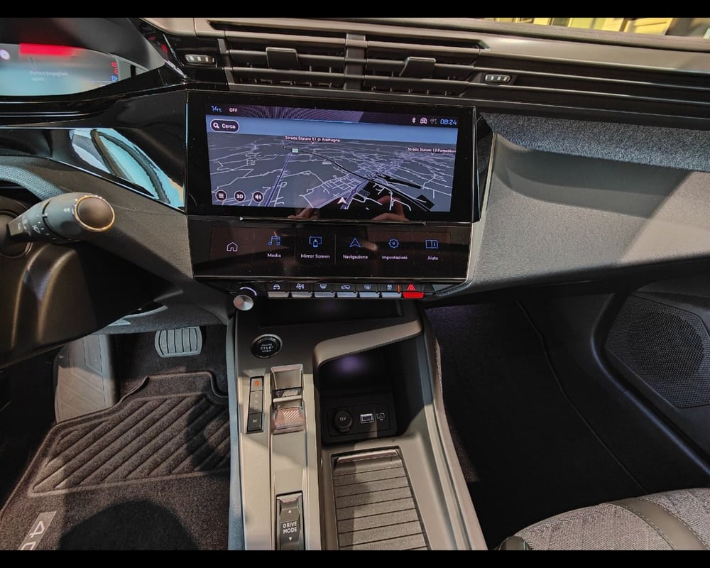 Peugeot 408 nuova a Treviso (20)