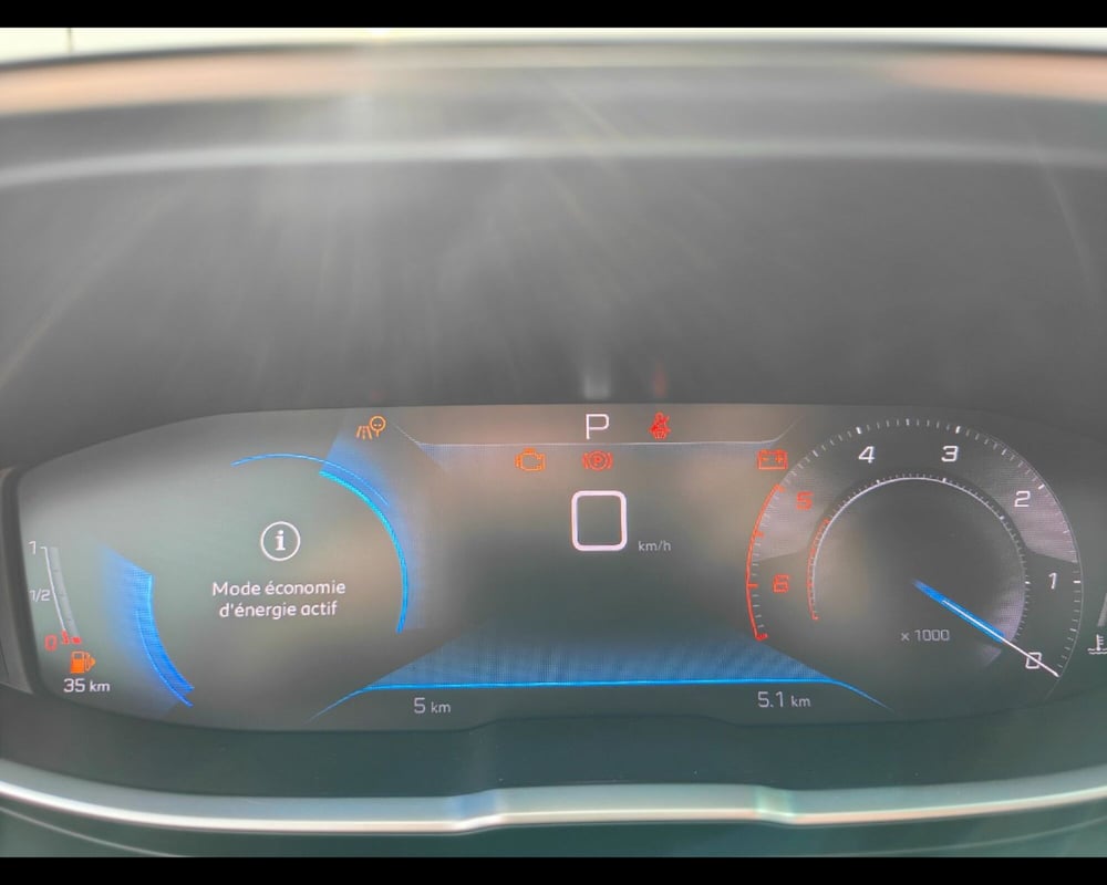 Peugeot 5008 nuova a Treviso (14)