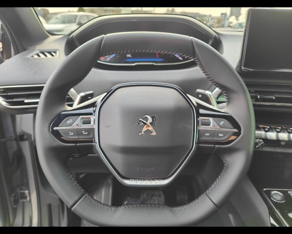Peugeot 5008 nuova a Treviso (15)