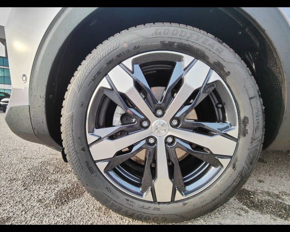 Peugeot 5008 nuova a Treviso (20)