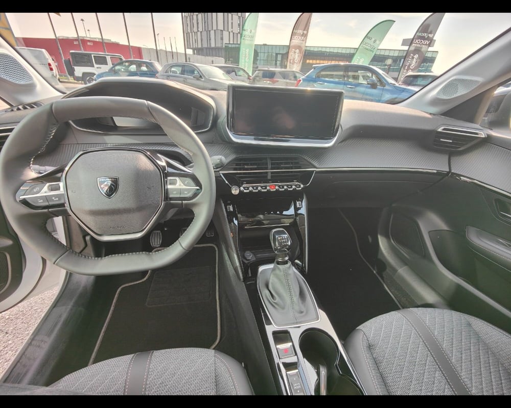 Peugeot 208 nuova a Treviso (17)