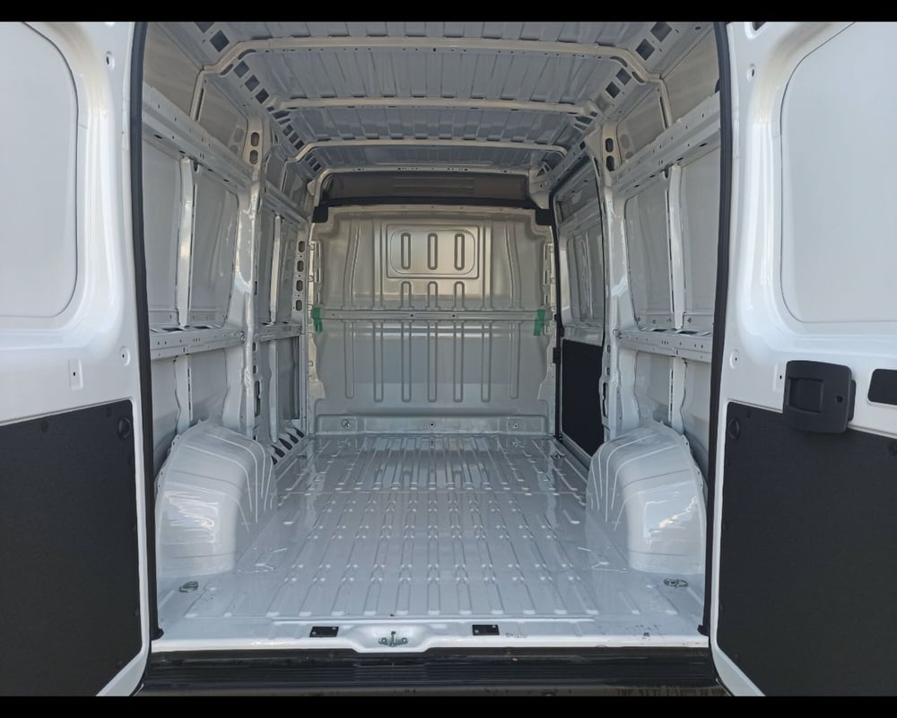 Peugeot Boxer Furgone nuova a Treviso (10)