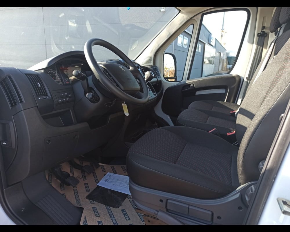 Peugeot Boxer Furgone nuova a Treviso (11)
