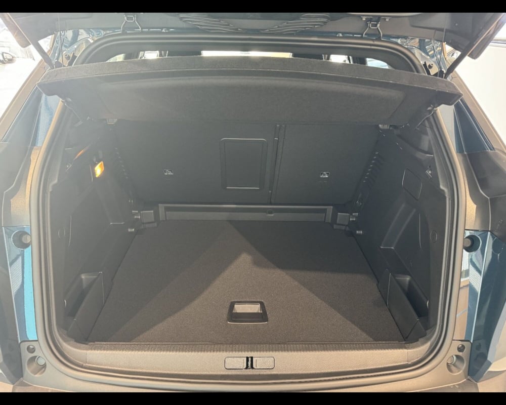 Peugeot 3008 nuova a Treviso (4)