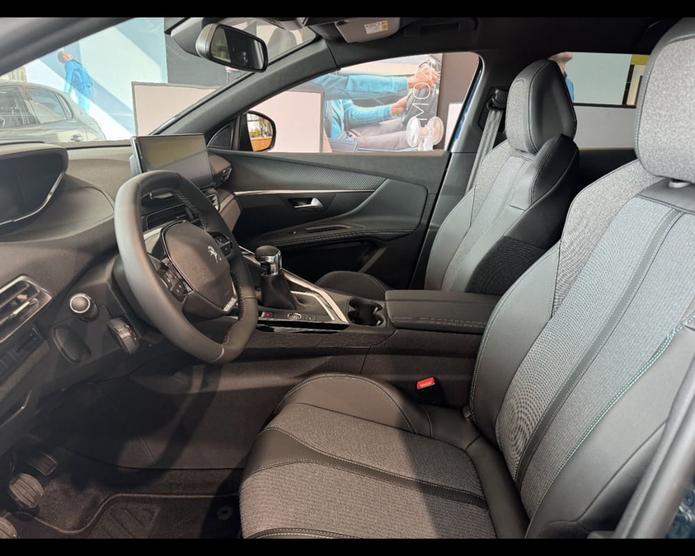 Peugeot 3008 nuova a Treviso (9)