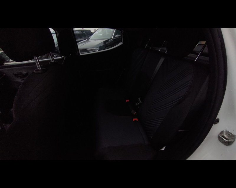 Lancia Ypsilon usata a Treviso (15)