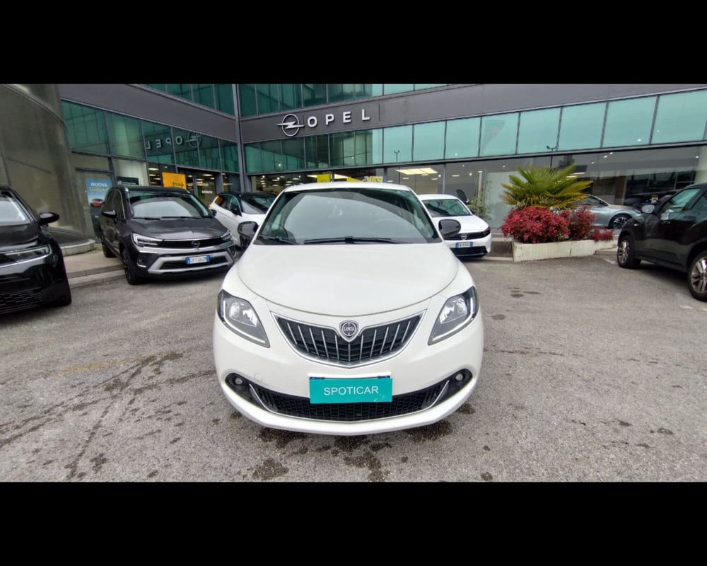 Lancia Ypsilon usata a Treviso (5)