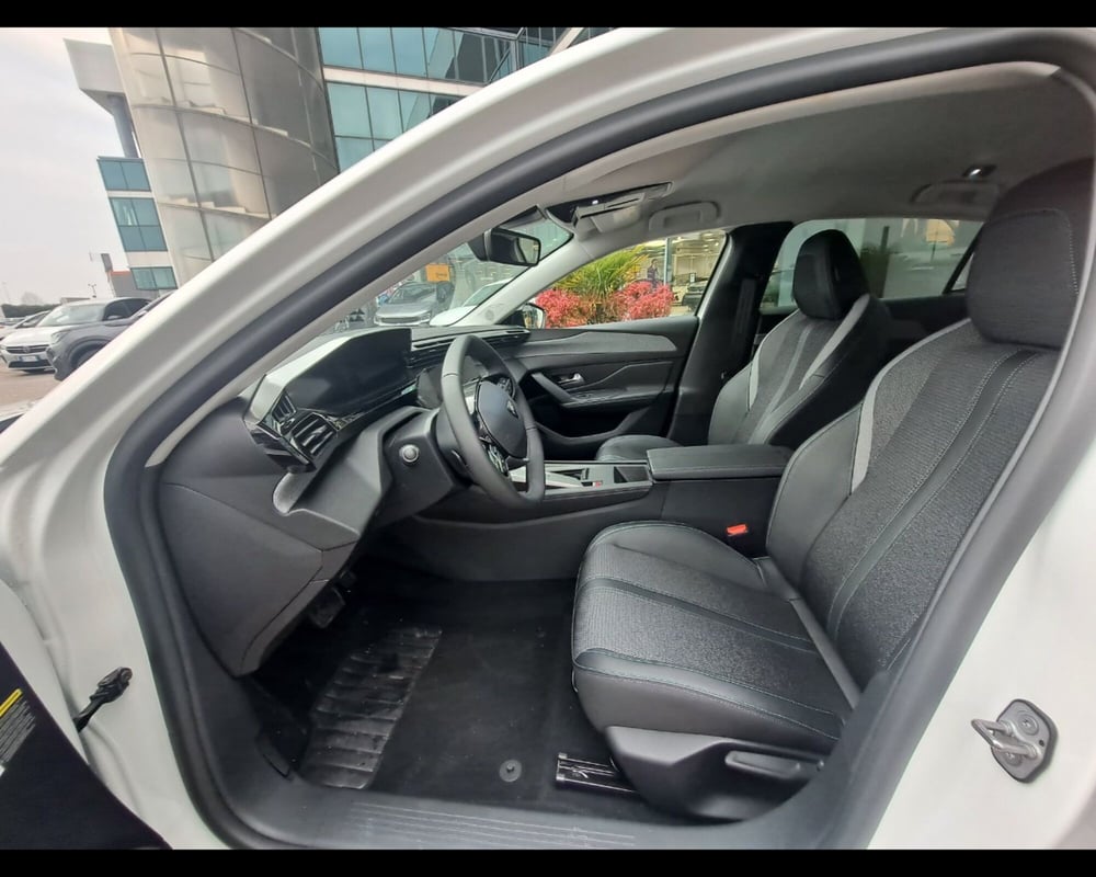 Peugeot 308 nuova a Treviso (13)
