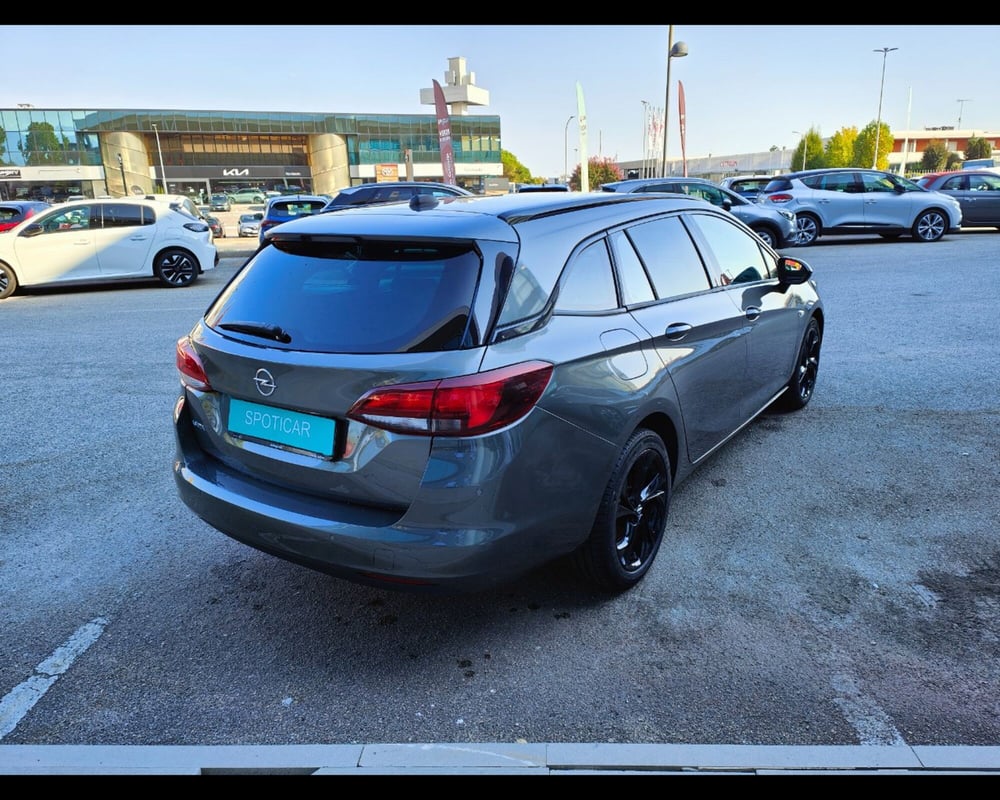 Opel Astra Station Wagon usata a Treviso (9)