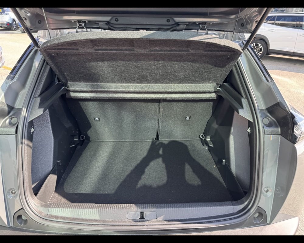 Peugeot 2008 nuova a Treviso (10)